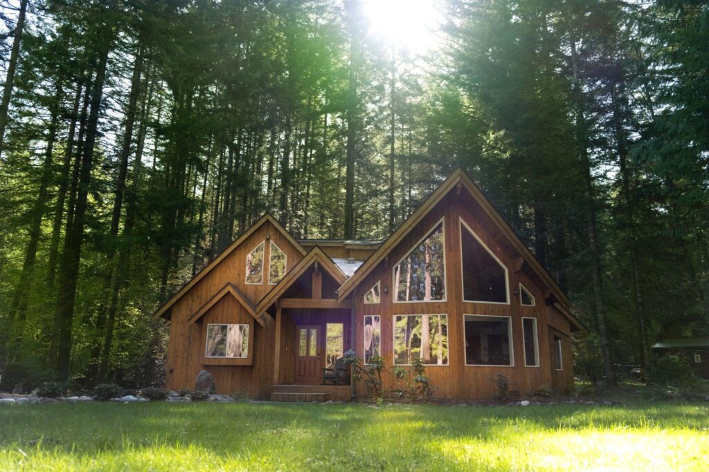 A magnificent cabin nested in the forest